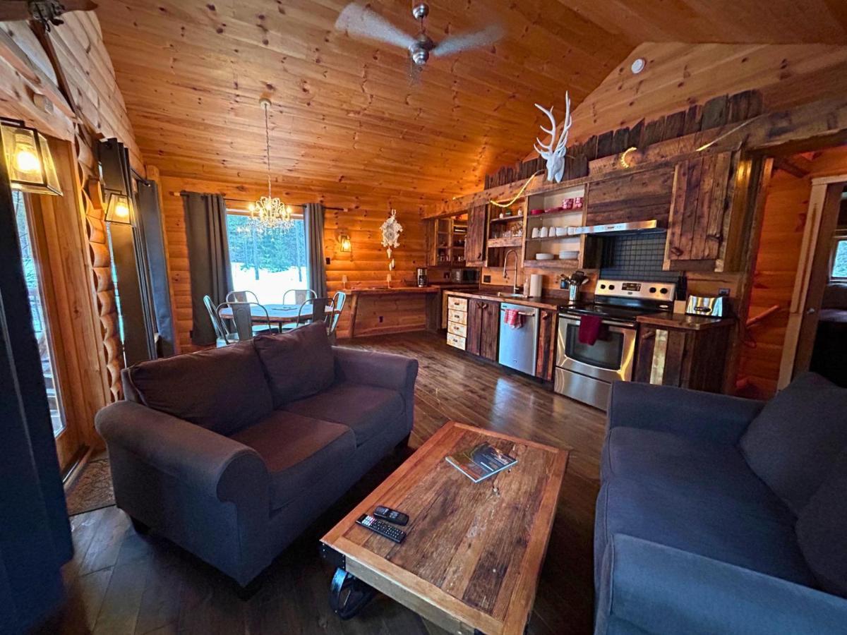 Husky - Chalets De Moh - Jacuzzi La Malbaie Exterior photo